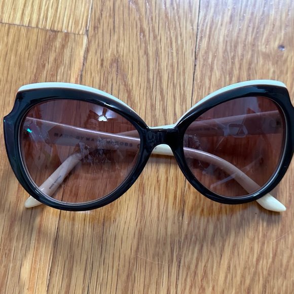 Marc by Marc Jacobs Large Sunglasses Brown and Cream Style MMJ 262/S - Picture 1 of 9